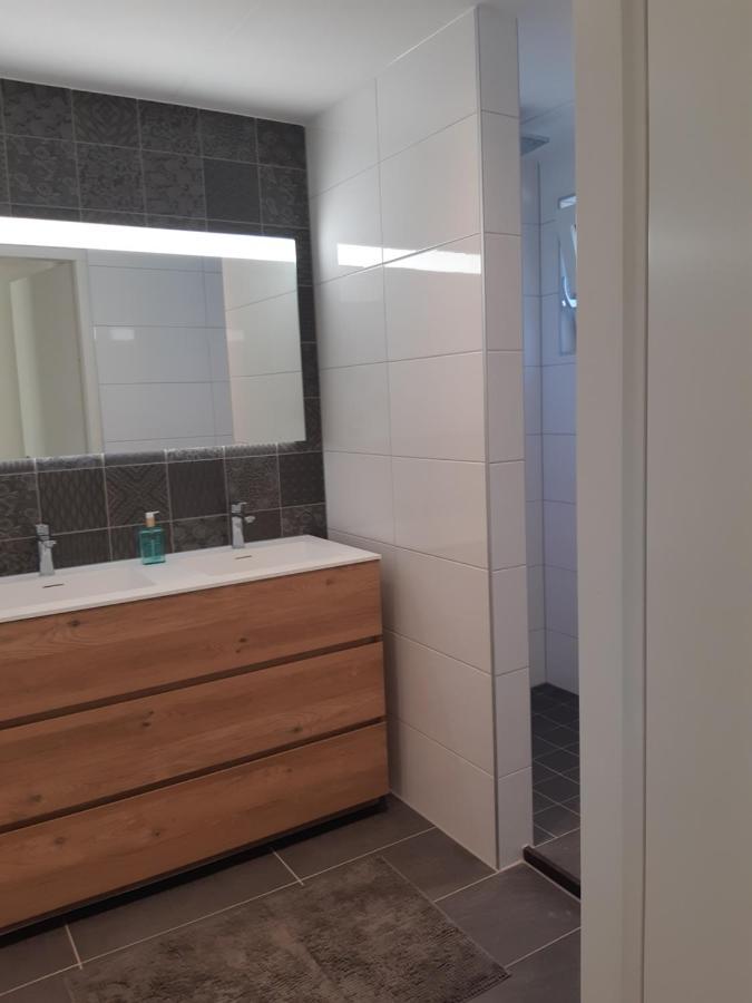 Nieuwe Beachbungalow Aan Ijsselmeer 39 24 Four Seasons Lemmer Eksteriør bilde