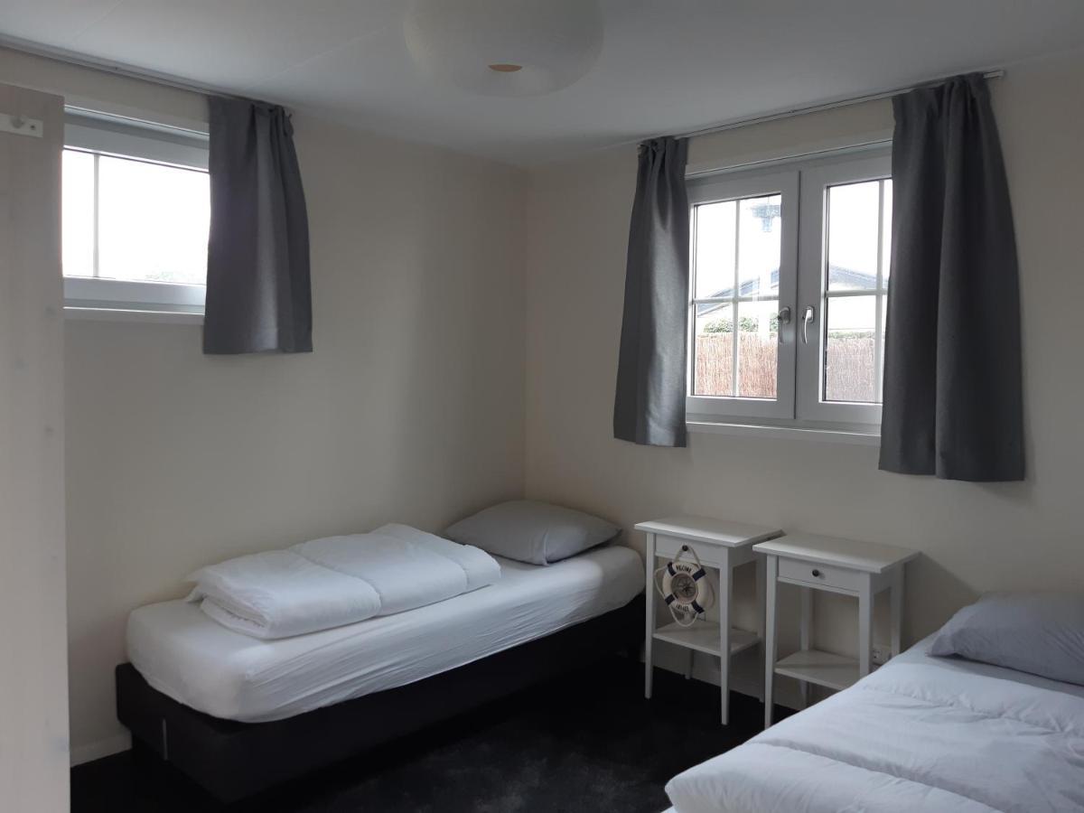 Nieuwe Beachbungalow Aan Ijsselmeer 39 24 Four Seasons Lemmer Eksteriør bilde