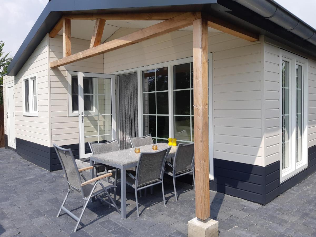 Nieuwe Beachbungalow Aan Ijsselmeer 39 24 Four Seasons Lemmer Eksteriør bilde